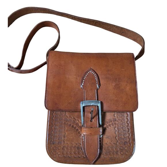 Artist Hand Tooled Leather Camera Crossbody Bag - Picture 1 of 10